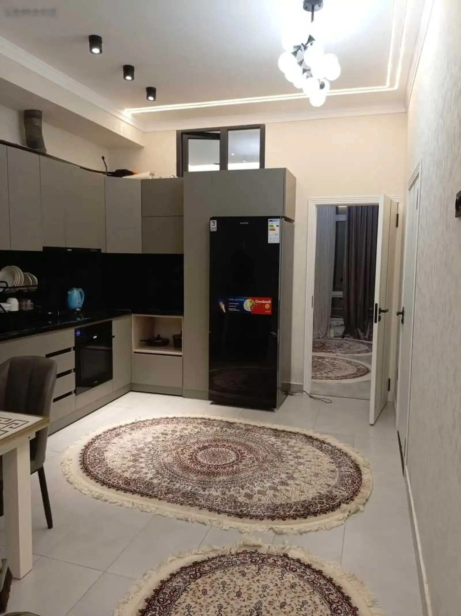 2-комн. квартира, 11 этаж, 74м², Овир
