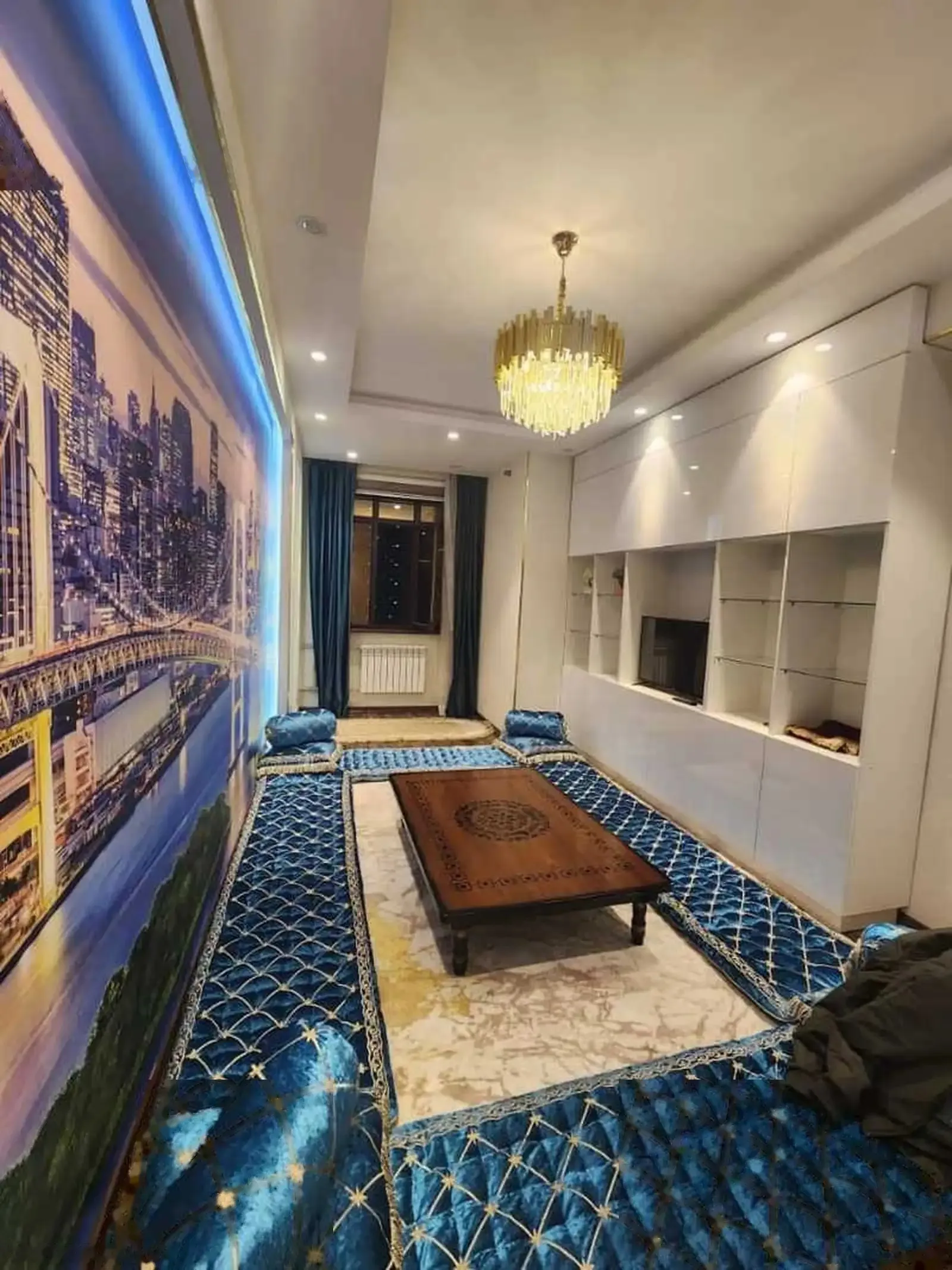 2-комн. квартира, 12 этаж, 70м², Повороти Аэропорт, 4 дома