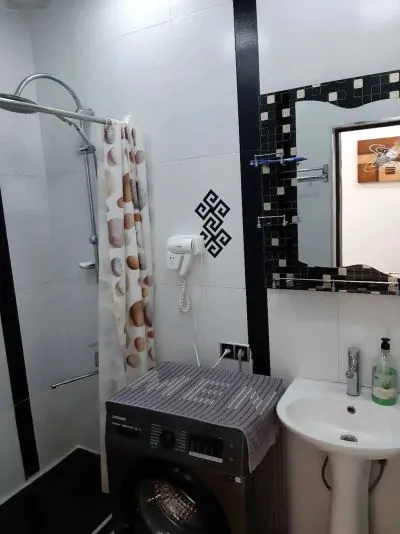 2-комн. квартира, 9 этаж, 66м², 92 мкр
