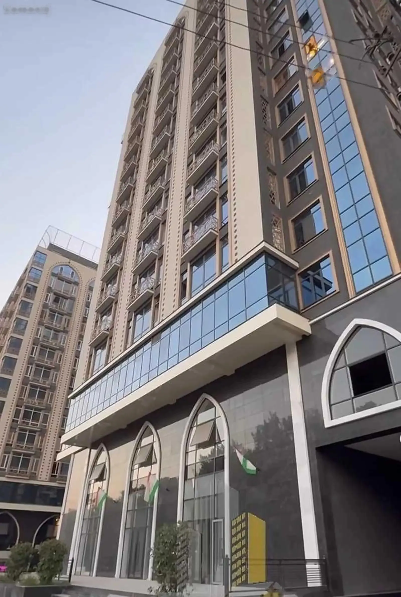 2-комн. квартира, 3 этаж, 80м², пушти овир