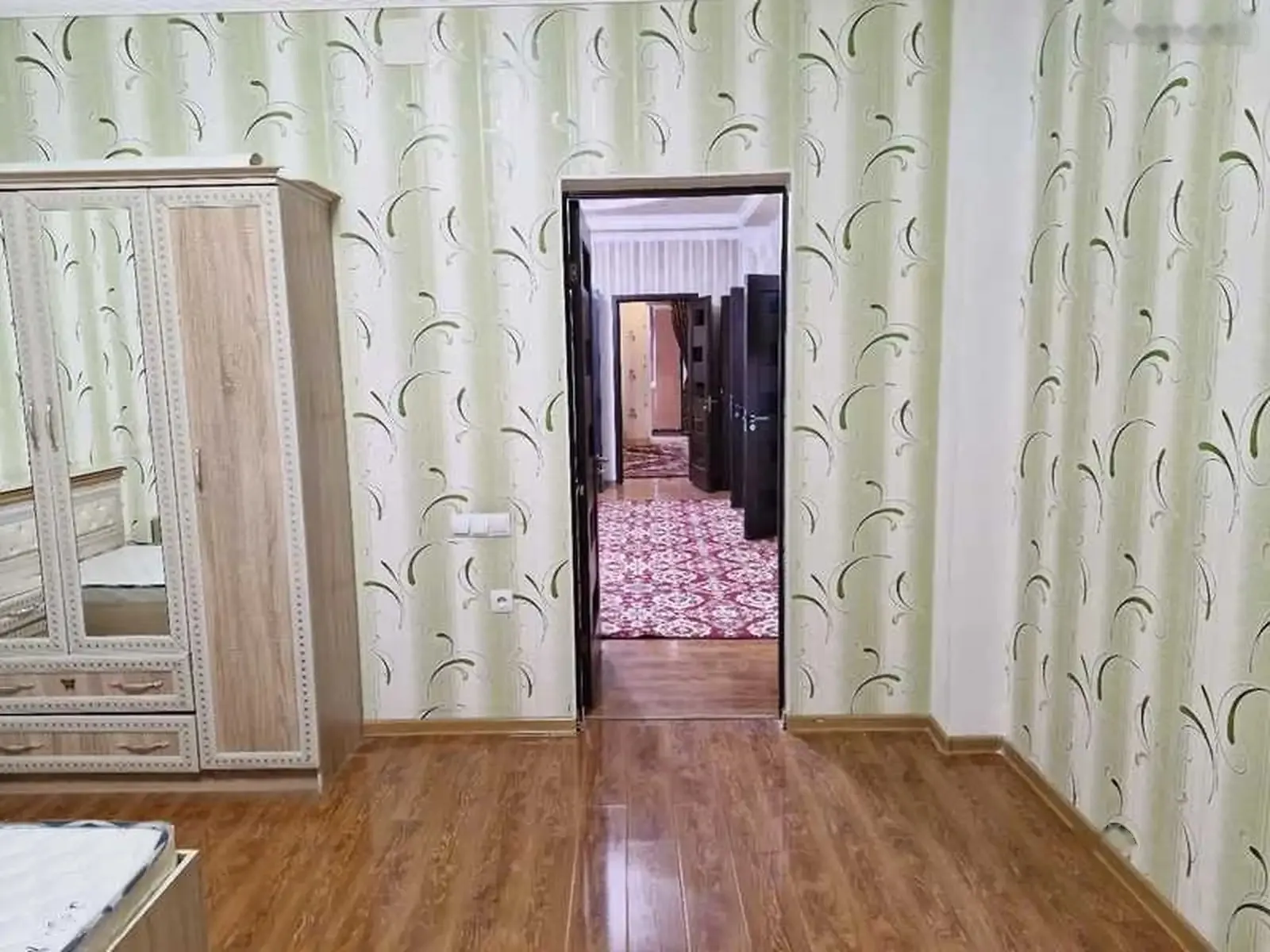 4-комн. квартира, 4 этаж, 150м², 92 мкр