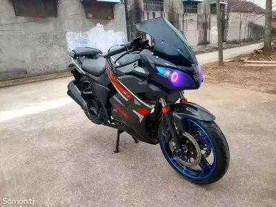Мотоцикл 200 сс