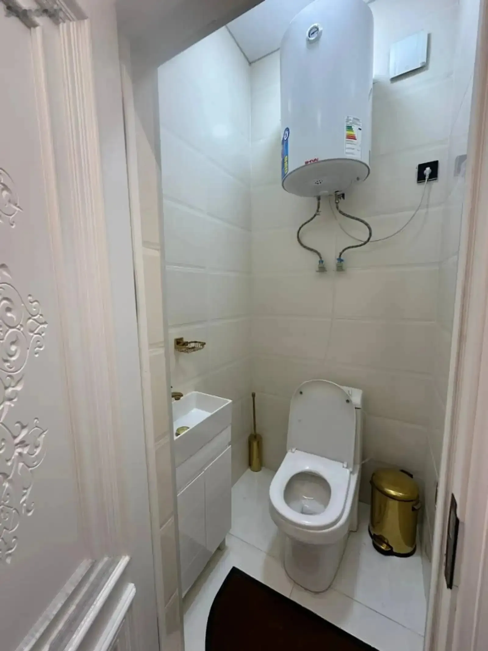 2-комн. квартира, 2 этаж, 72м², пушти чордома гардиши даромад сеюм баз