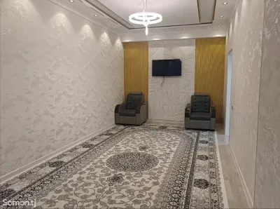 2-комн. квартира, 6 этаж, 56м², Цирк, Молодежный театр