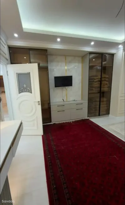 2-комн. квартира, 11 этаж, 90м², Шохмансур