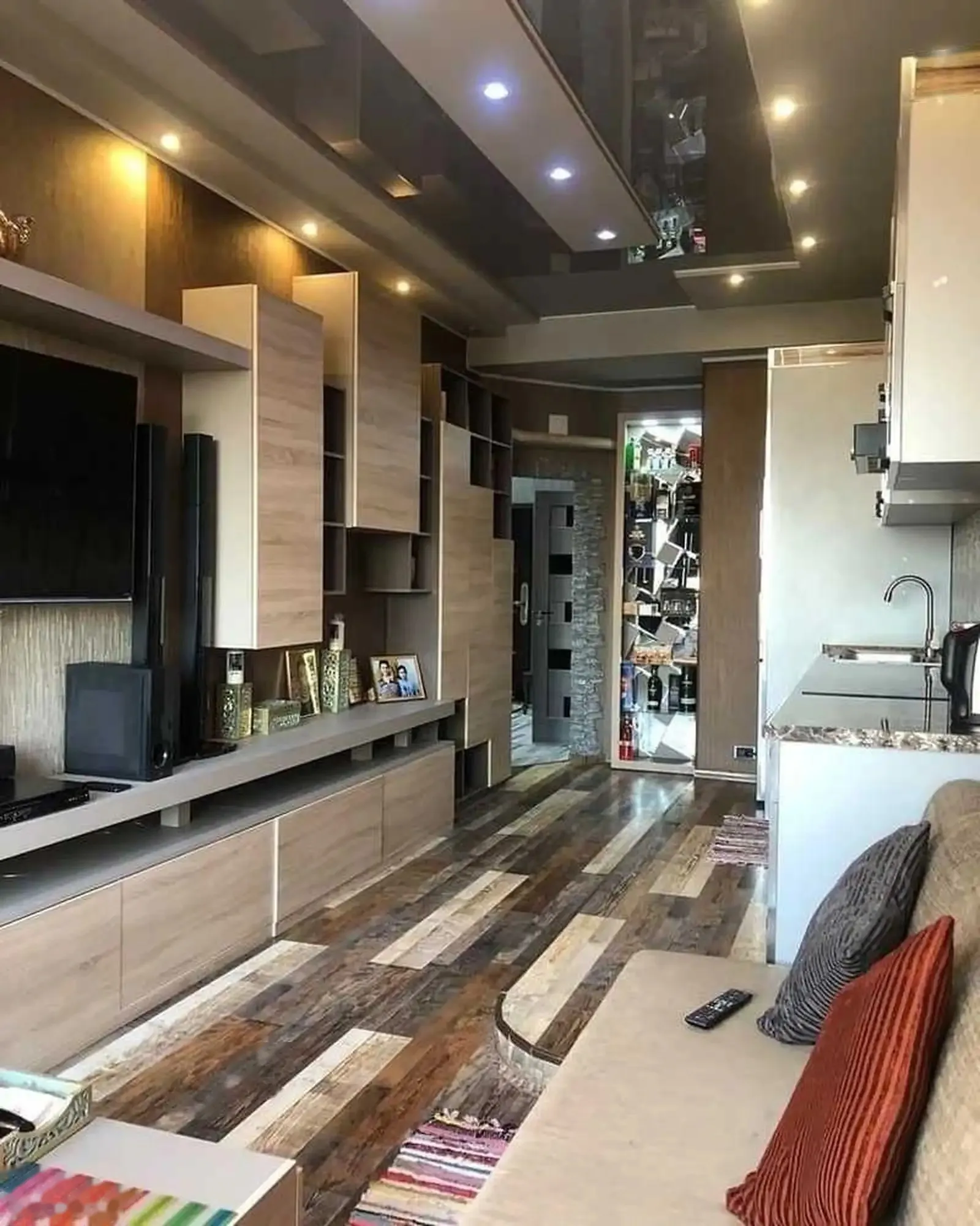 2-комн. квартира, 12 этаж, 62м², Оперка
