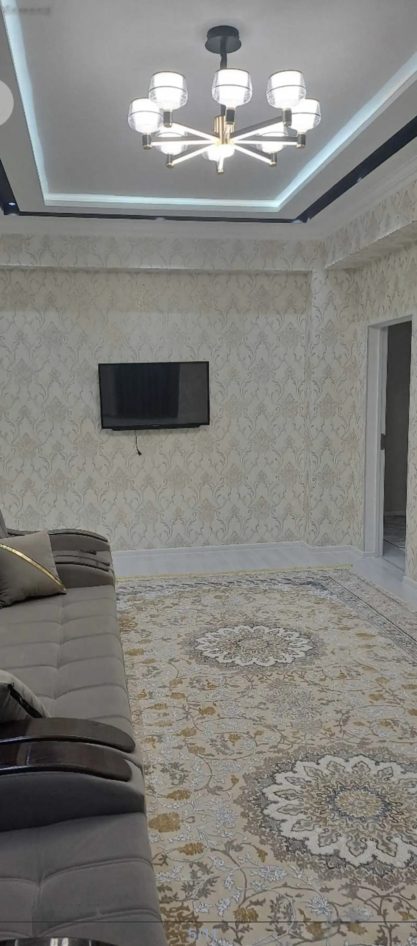 2-комн. квартира, 12 этаж, 76м², Голубой экран
