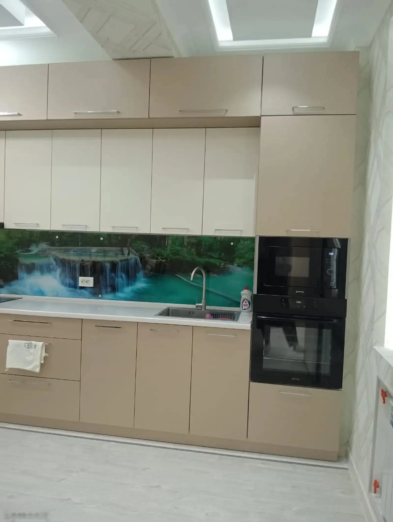 2-комн. квартира, 9 этаж, 90м², бари парламент