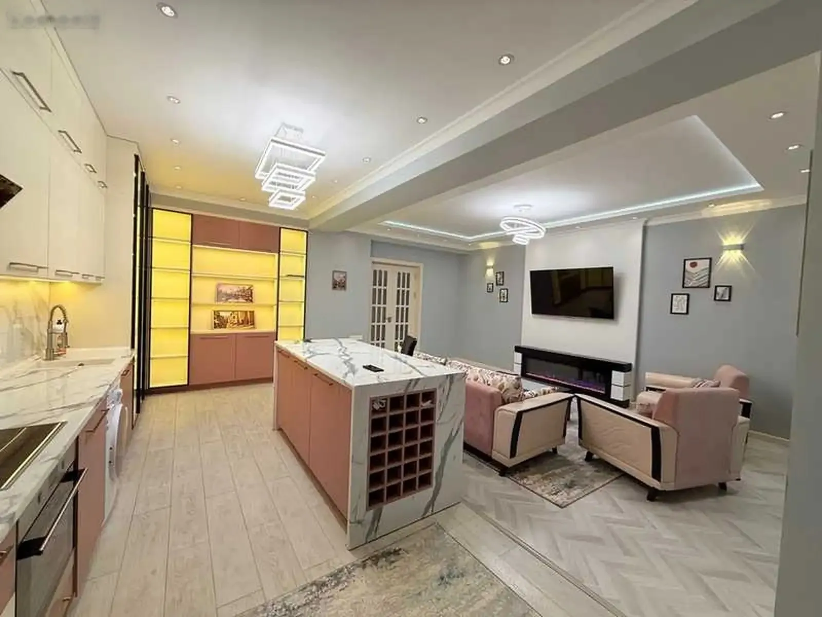 2-комн. квартира, 15 этаж, 100м², дом печать