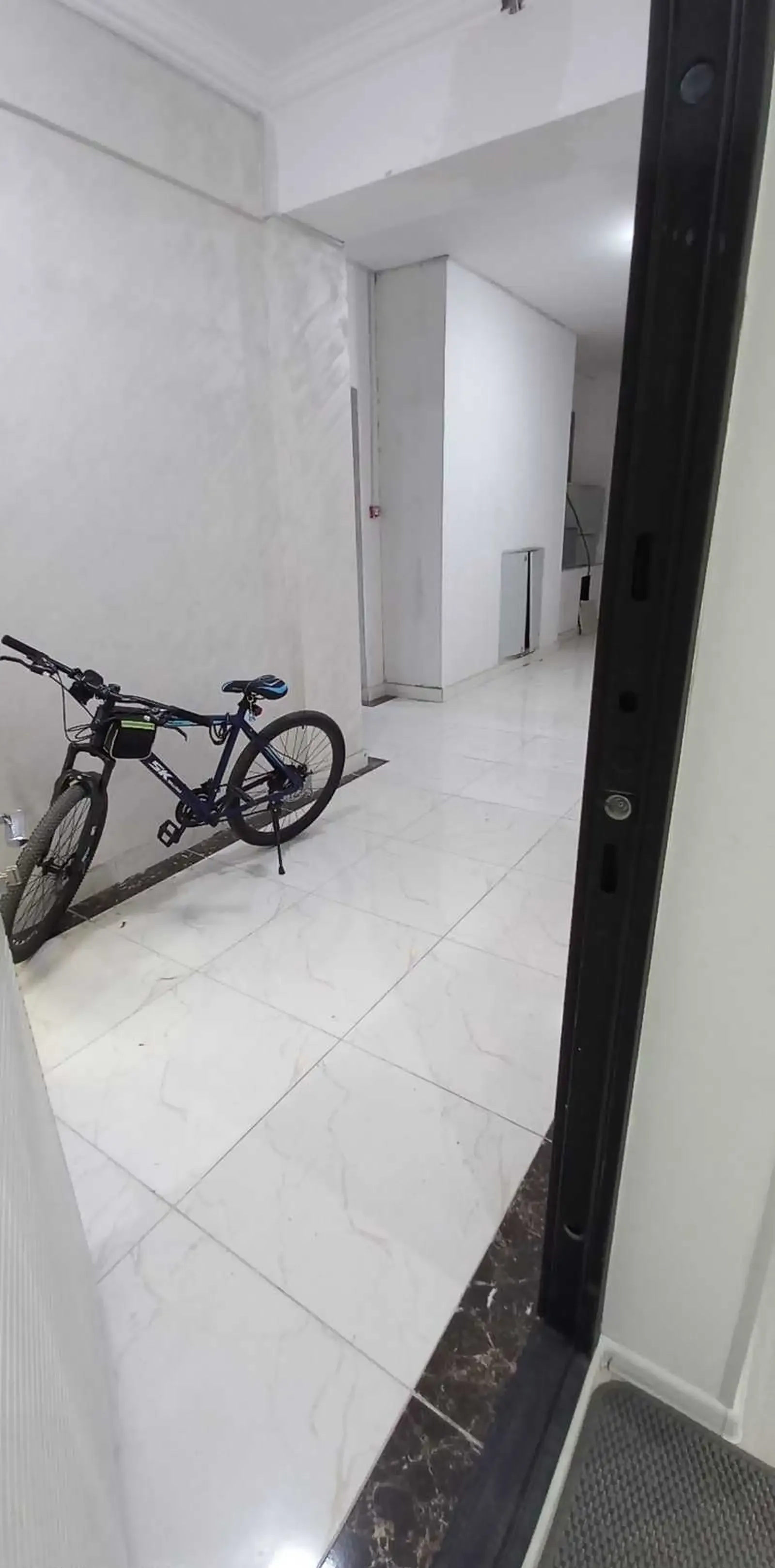 2-комн. квартира, 8 этаж, 75м², Н.Шоҳмансур