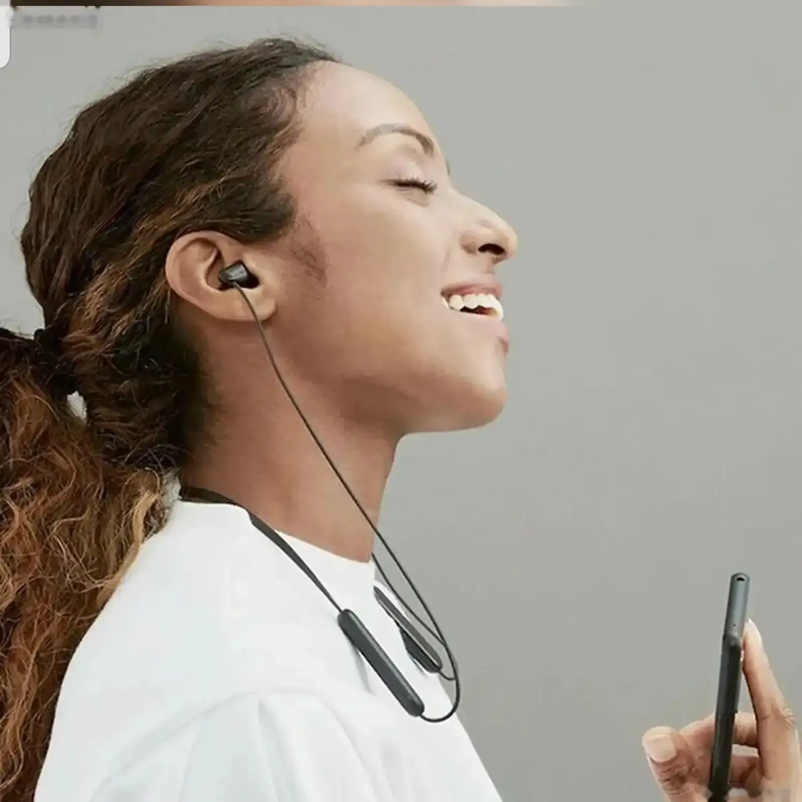 Беспроводные наушники Sony WI C-