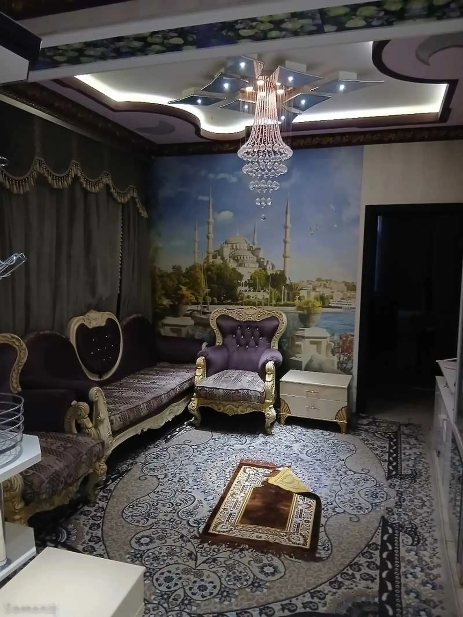 2-комн. квартира, 3 этаж, 62м², чорахаи чал чам