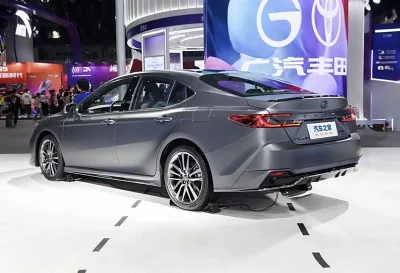 Toyota Camry, 2026
