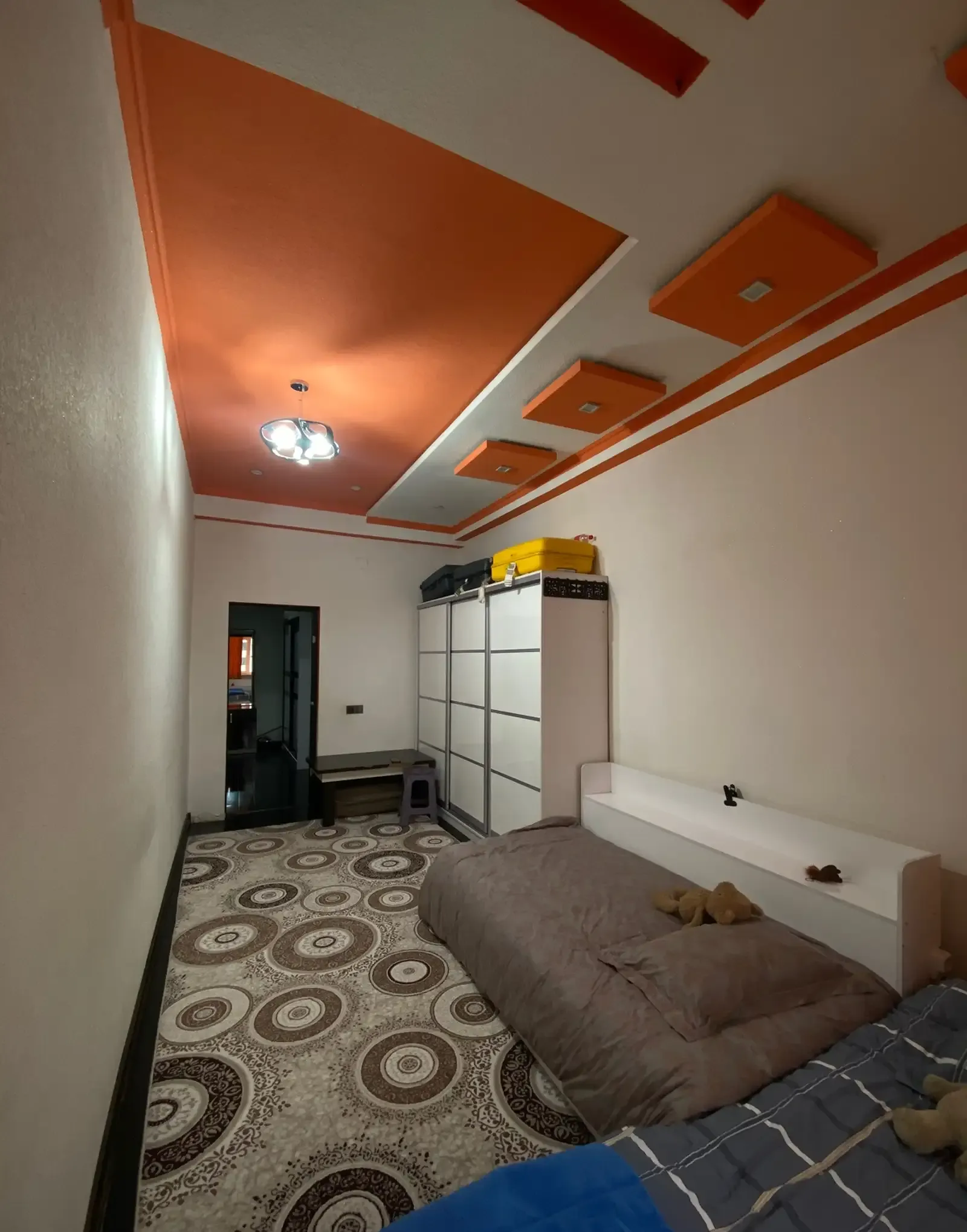 3-комн. квартира, 9 этаж, 121 м², 92мкр н. Сино