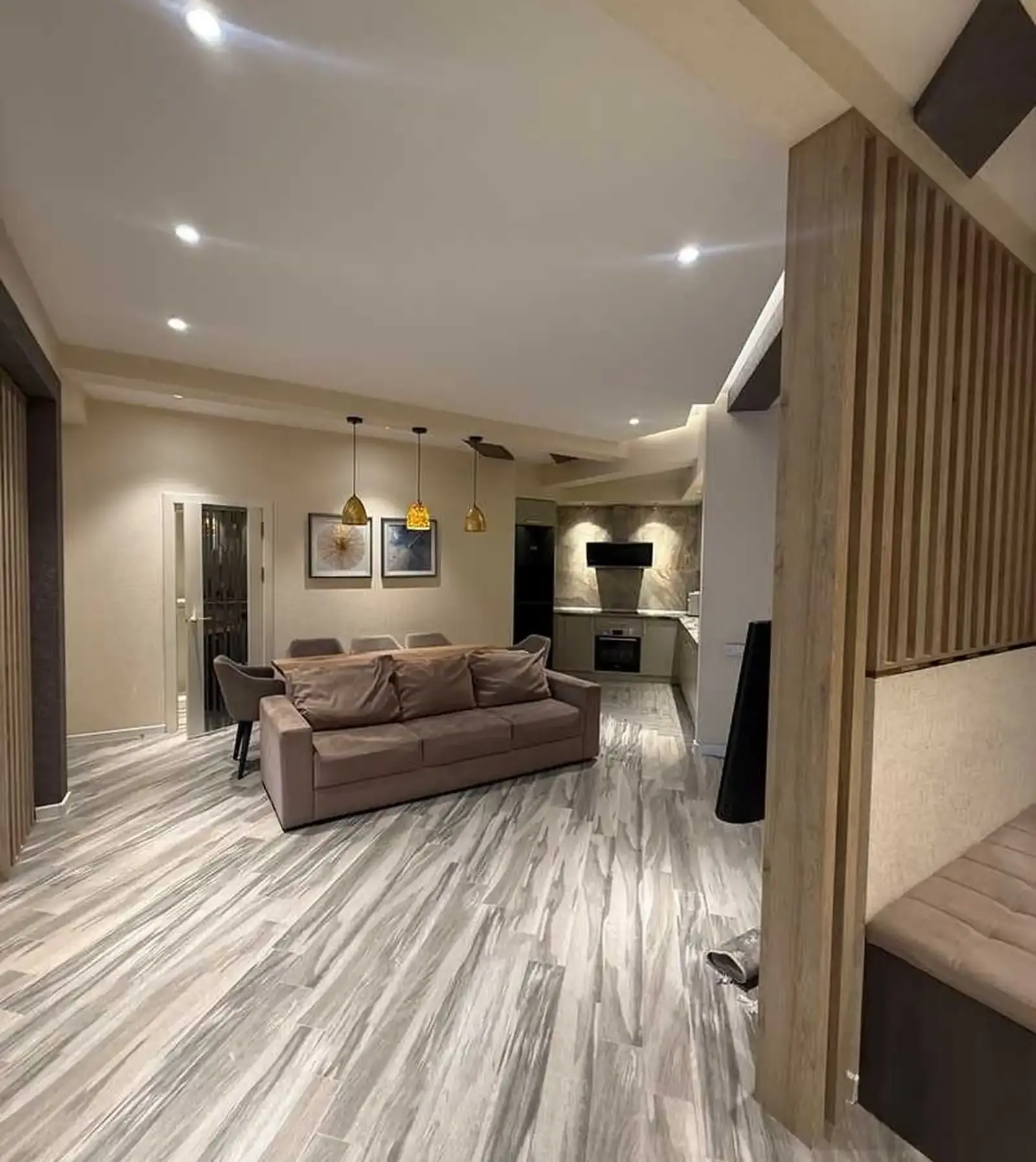 3-комн. квартира, 6 этаж, 105м², Сомони