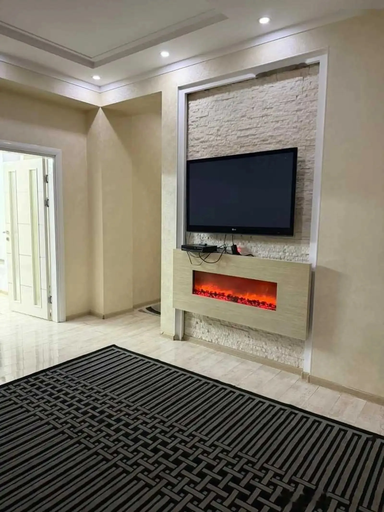 2-комн. квартира, 2 этаж, 125м², Пайкар, дом печати