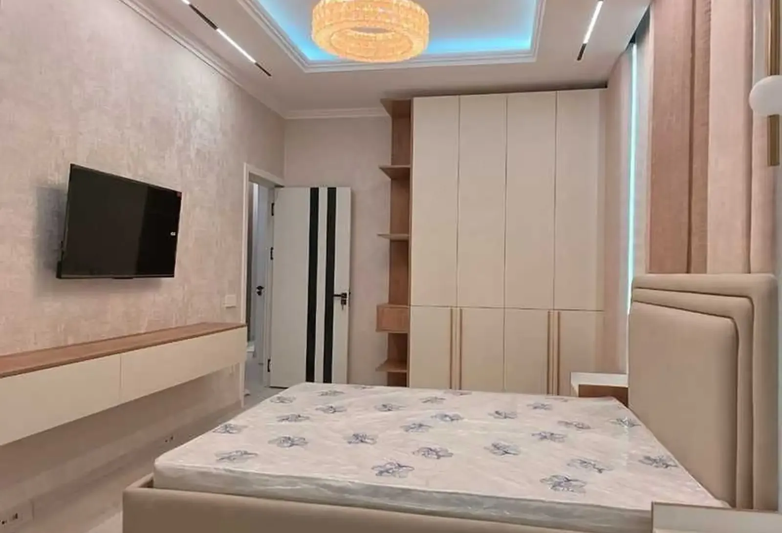 3-комн. квартира, 15 этаж, 115м², Овир