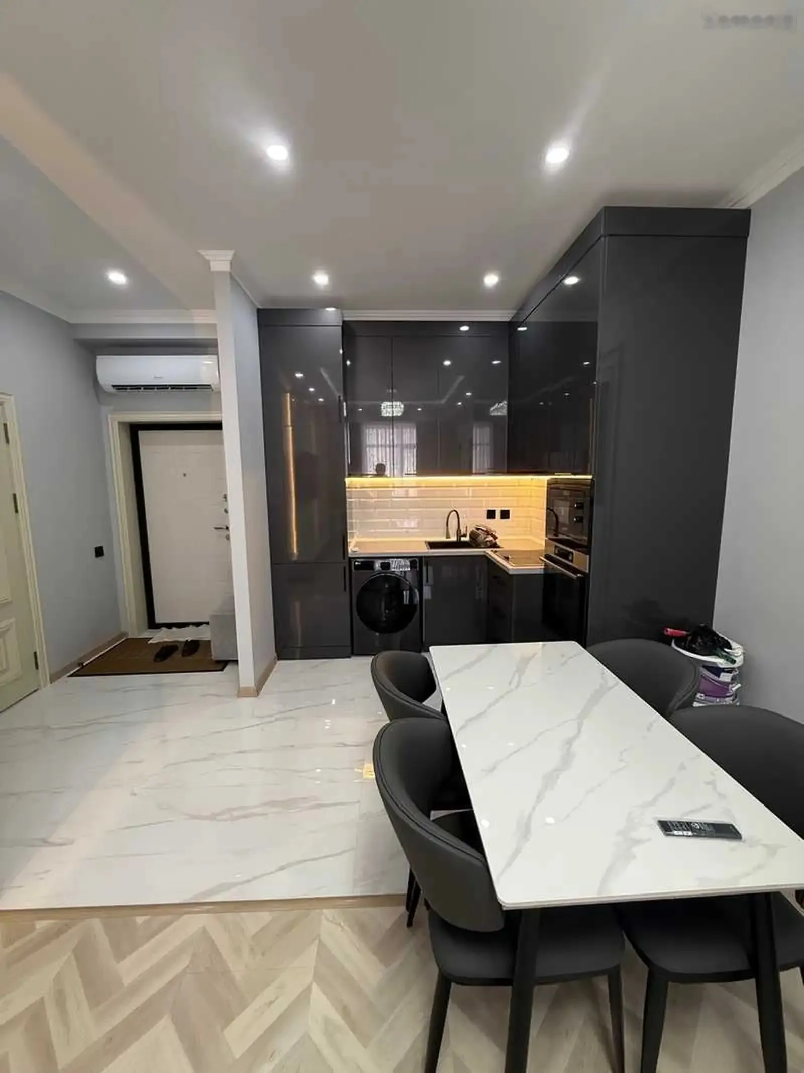 1-к квартира, 12 этаж, 52 м², 82мкр гулдаста