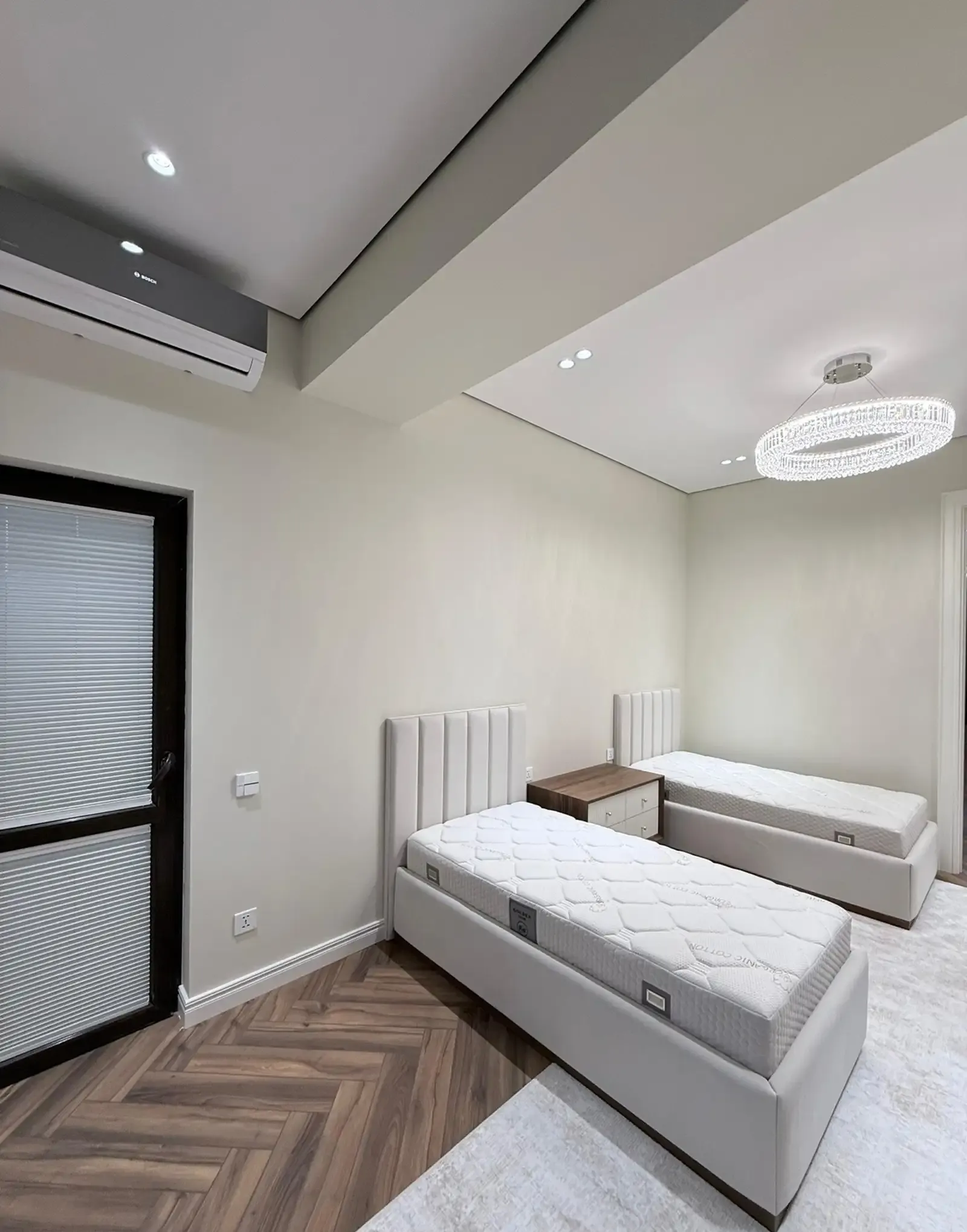 3-комн. квартира, 15 этаж, 137 м², Скорая, Чулочка
