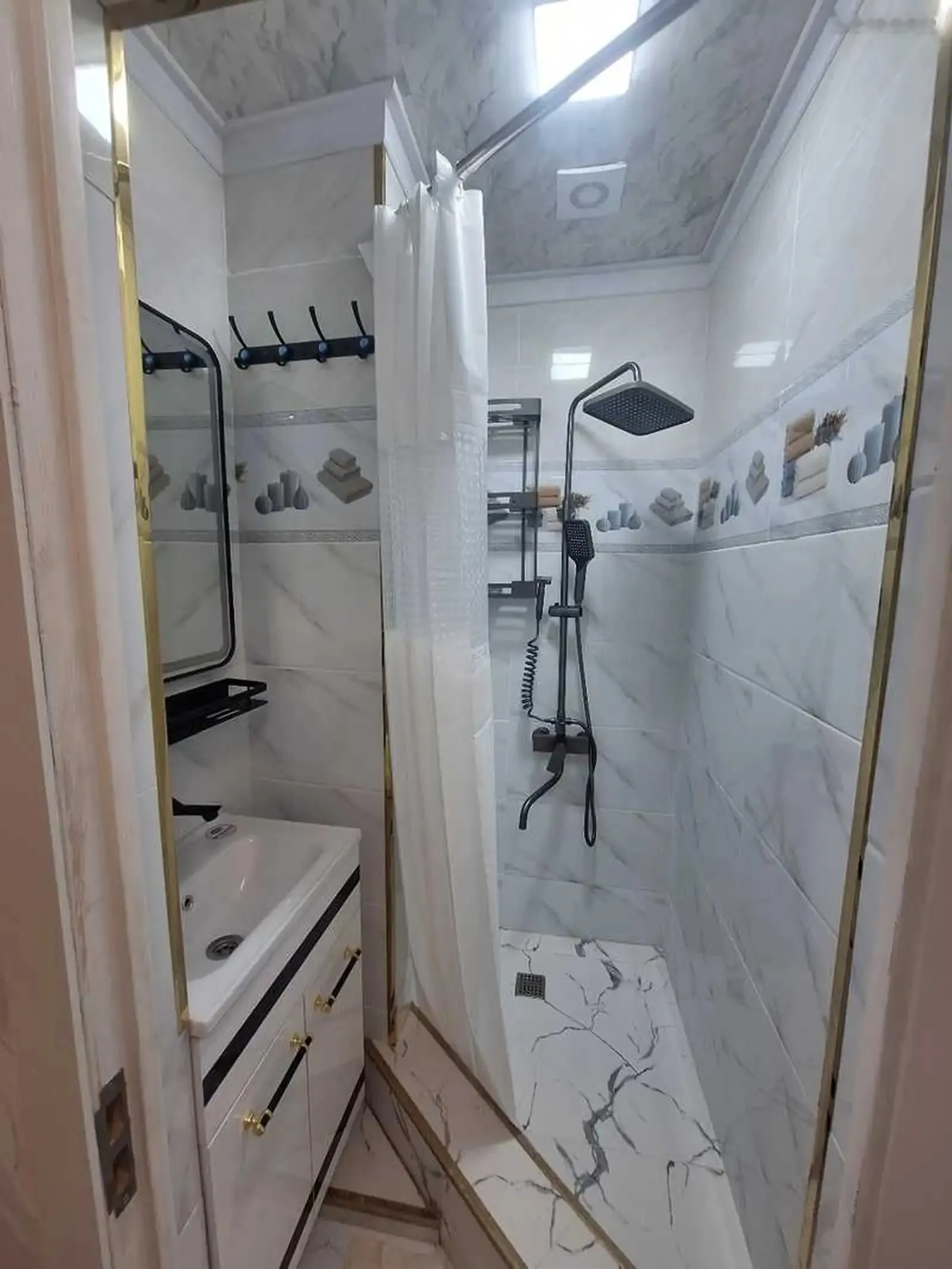 2-комн. квартира, 12 этаж, 60м², Чорохаи Чал Чам