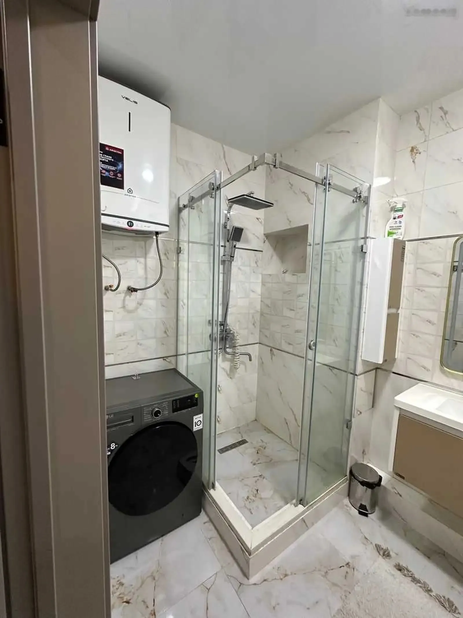 1-комн. квартира, 12 этаж, 83 м², Овир