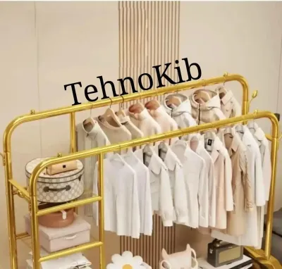 Напольные вешалки голд и белые