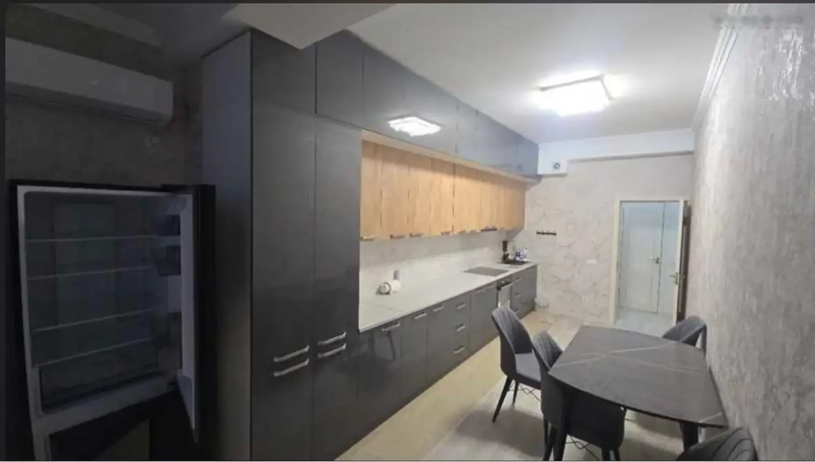 2-комн. квартира, 8 этаж, 80м², Караболо