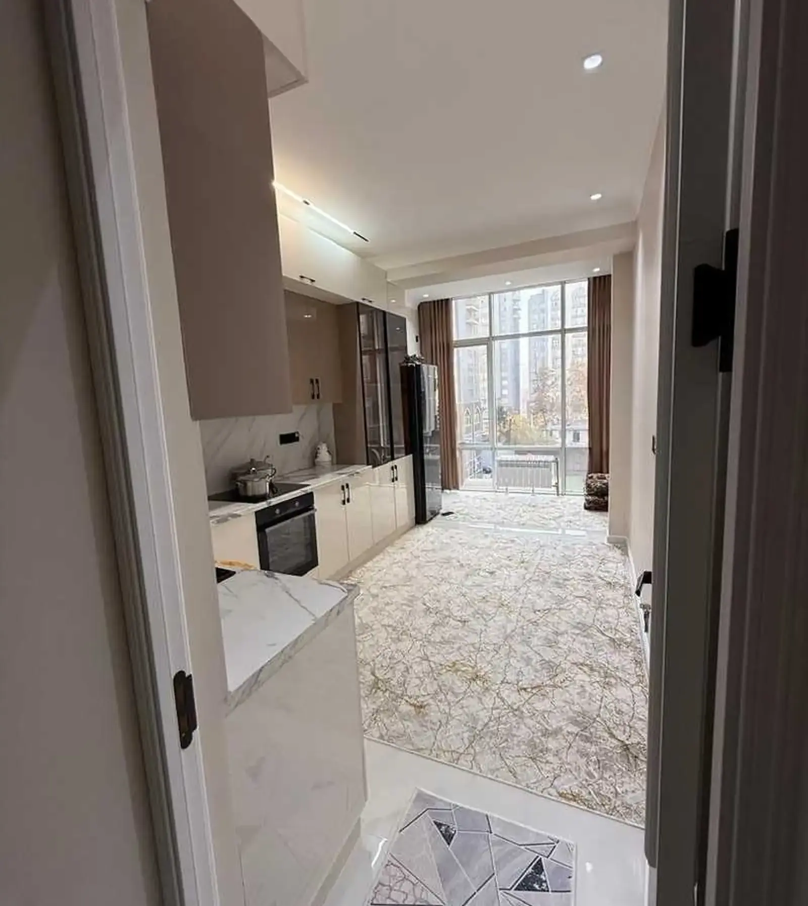 2-комн. квартира, 3 этаж, 80м², Алишер навои