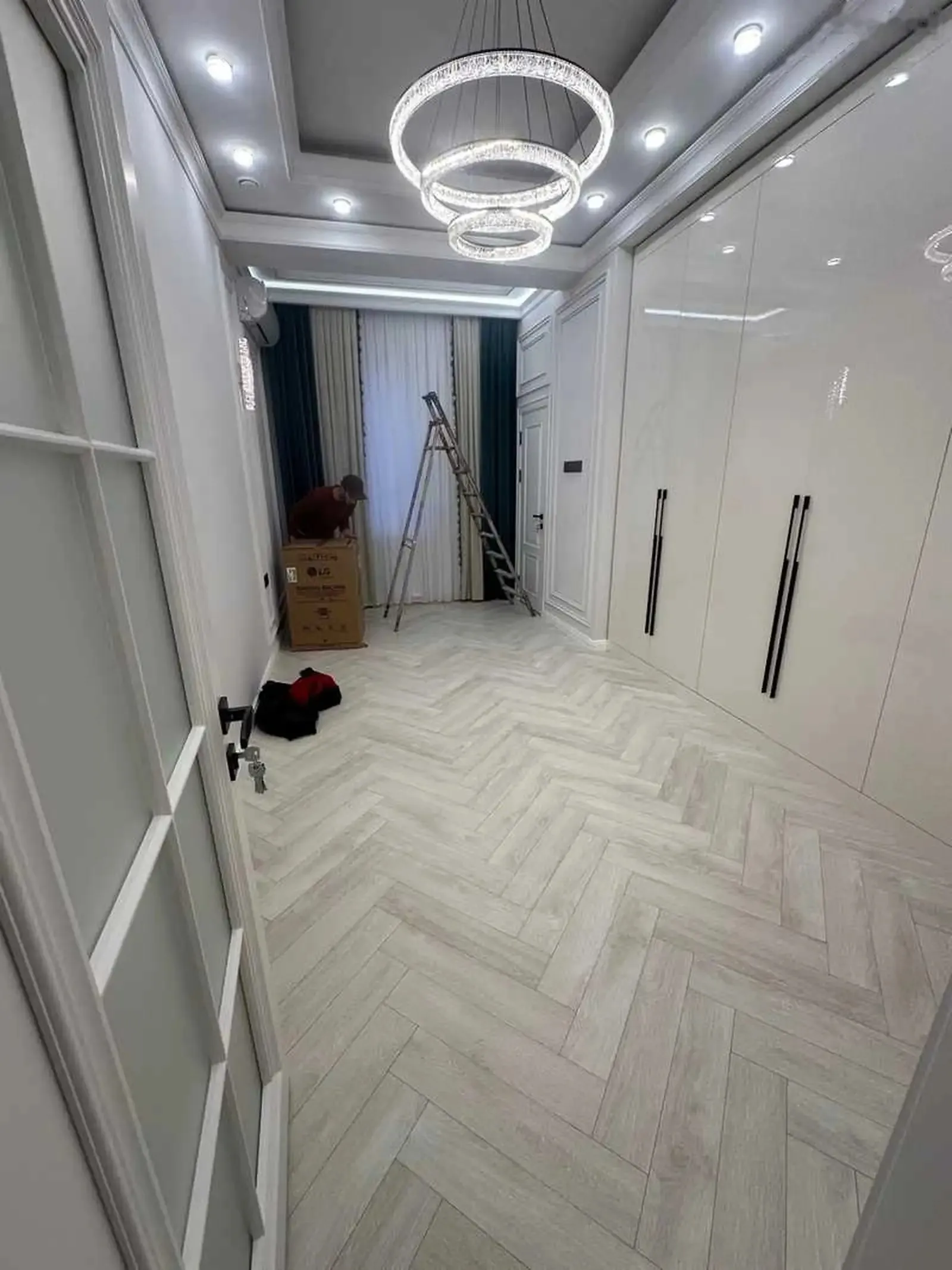 2-комн. квартира, 7 этаж, 65м², доми сафо