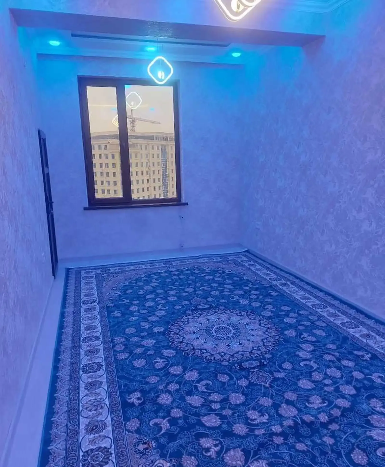 2-комн. квартира, 13 этаж, 58м², 102 Мкр