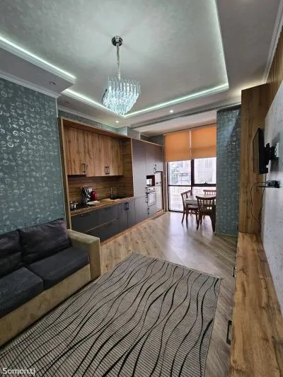 2-комн. квартира, 5 этаж, 87 м², Овир