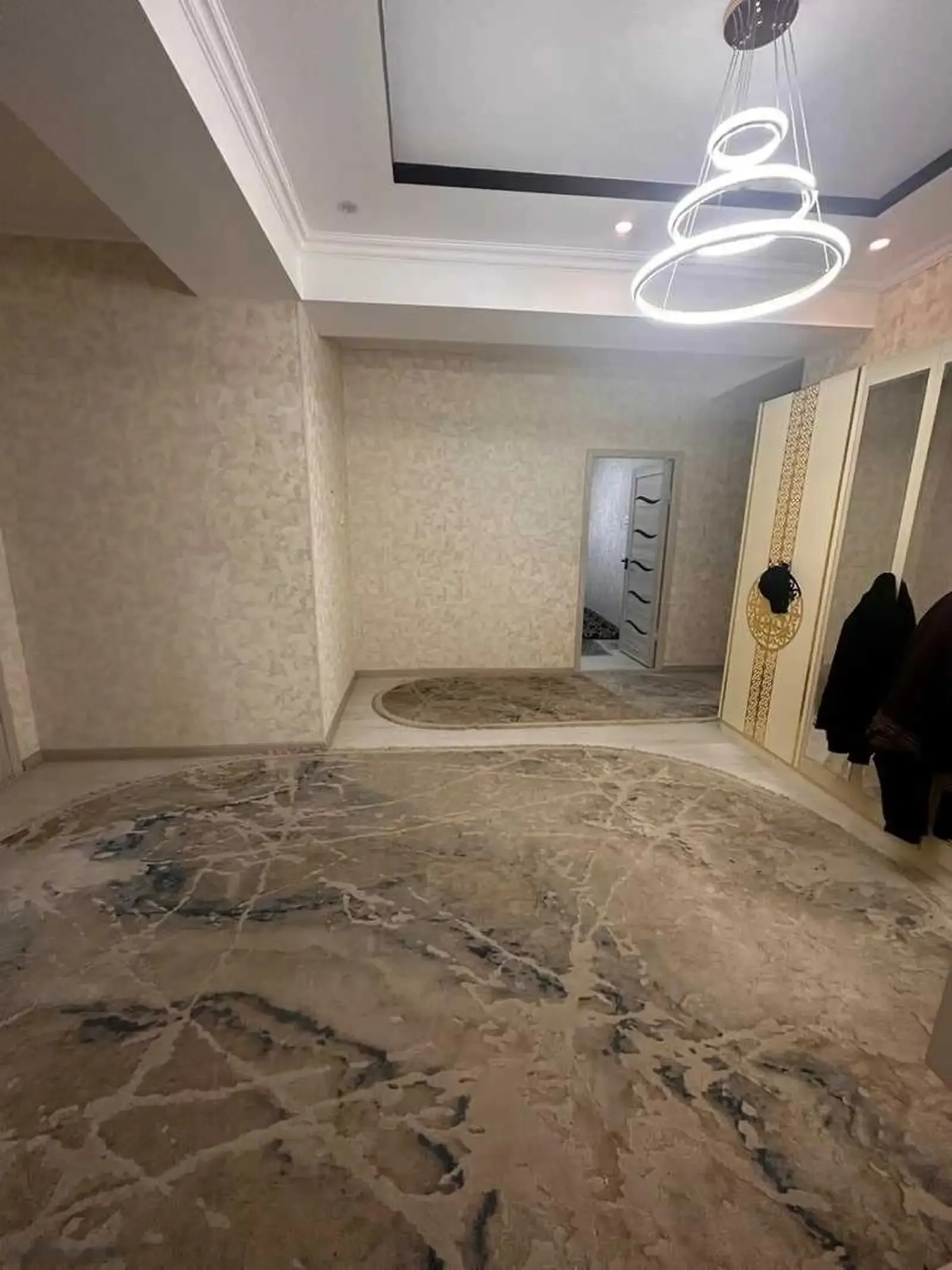 2-комн. квартира, 12 этаж, 100м², Южный