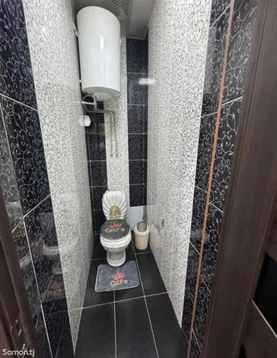 2-комн. квартира, 10 этаж, 72м², Голубой экран