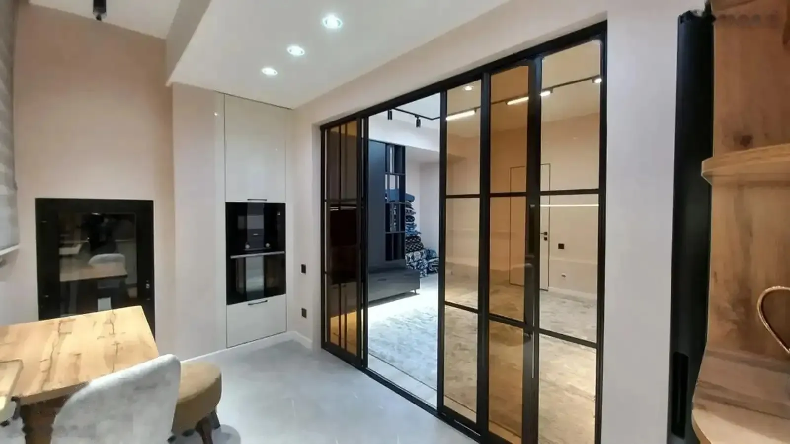 2-комн. квартира, 9 этаж, 70м², И. Сомони ул. Бохтар