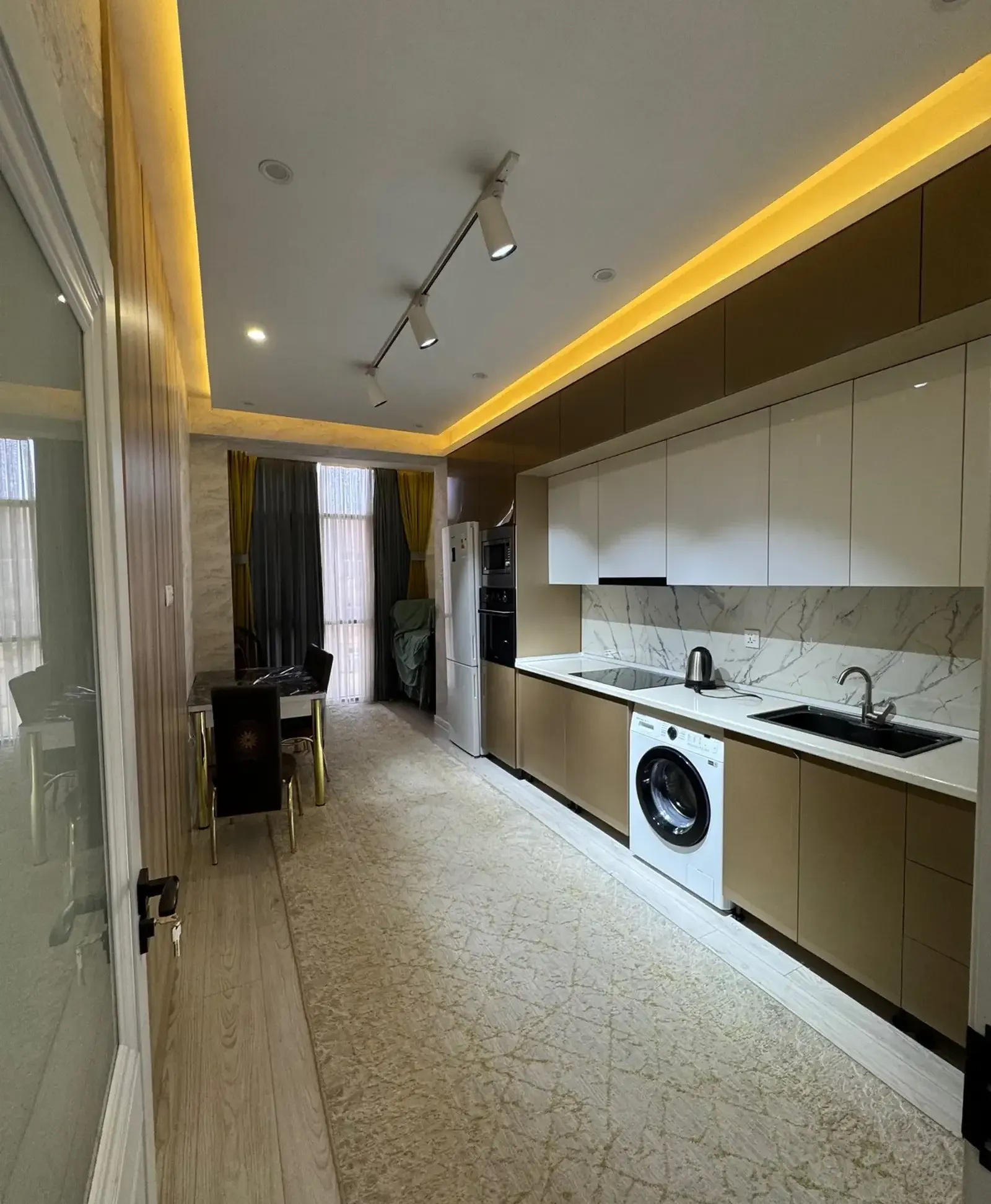 2-комн. квартира, 10 этаж, 90м², Ёвар/Овир/Султанбей/Грандь Отель