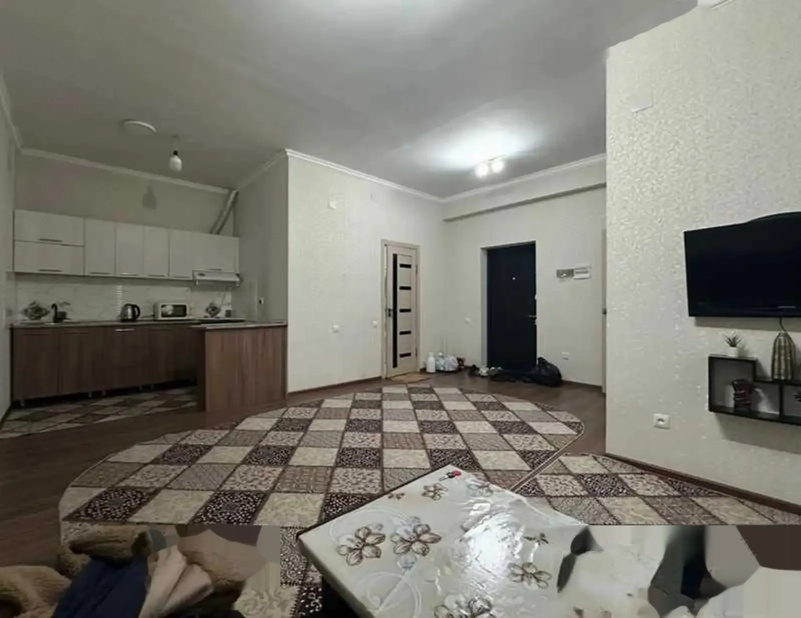 2-комн. квартира, 4 этаж, 65м², Шохмансур болои беби шоп