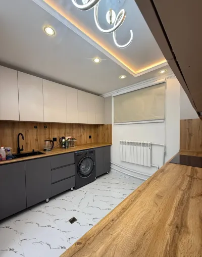 3-комн. квартира, Цокольный этаж, 75 м², Сино, 33мкр, КФС