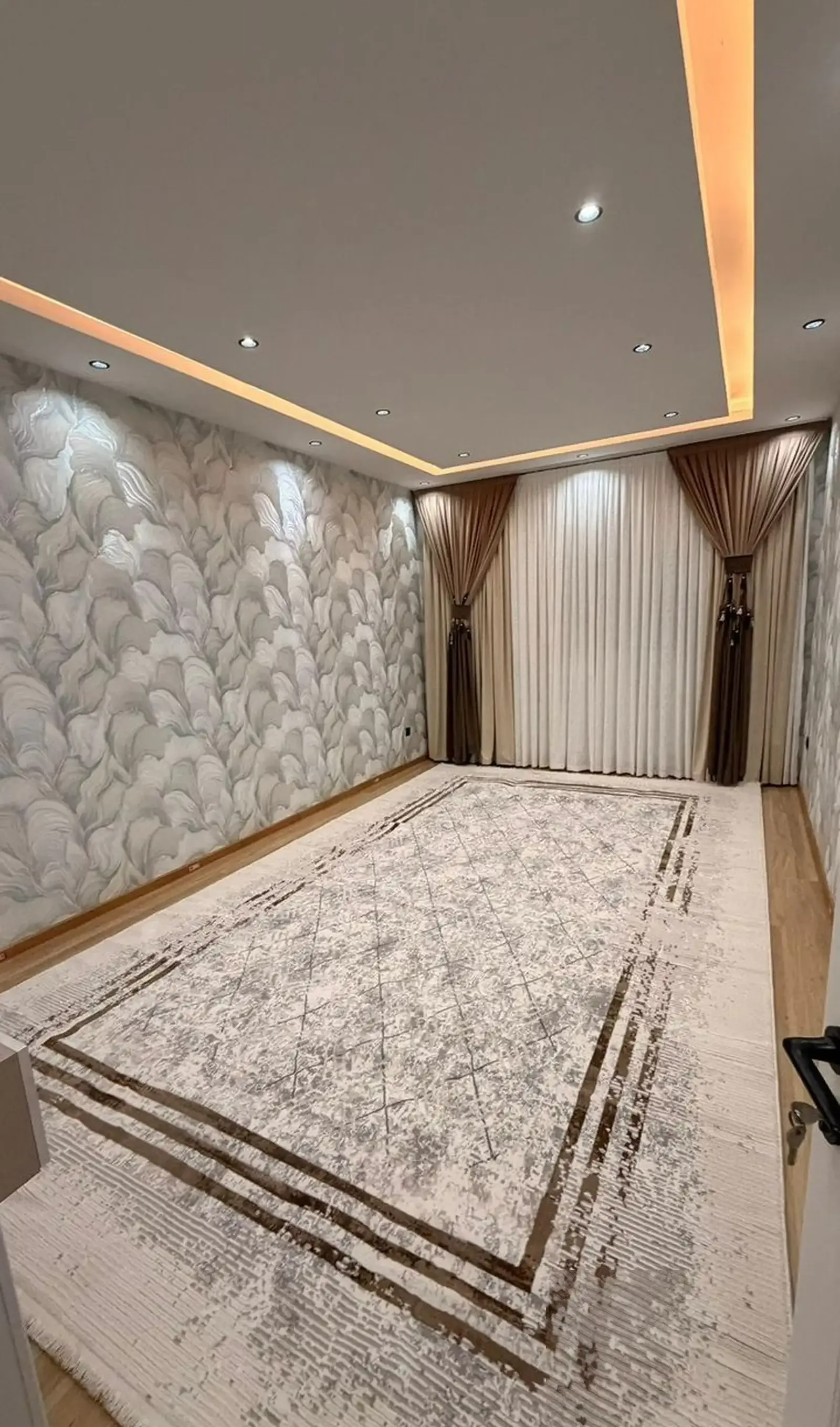 4-комн. квартира, 13 этаж, 91 м², Сино Казокон