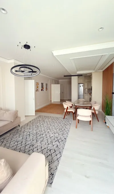 3-комн. квартира, 14 этаж, 175 м², На против Парк Айнӣ (нотариус И. Сомонӣ)