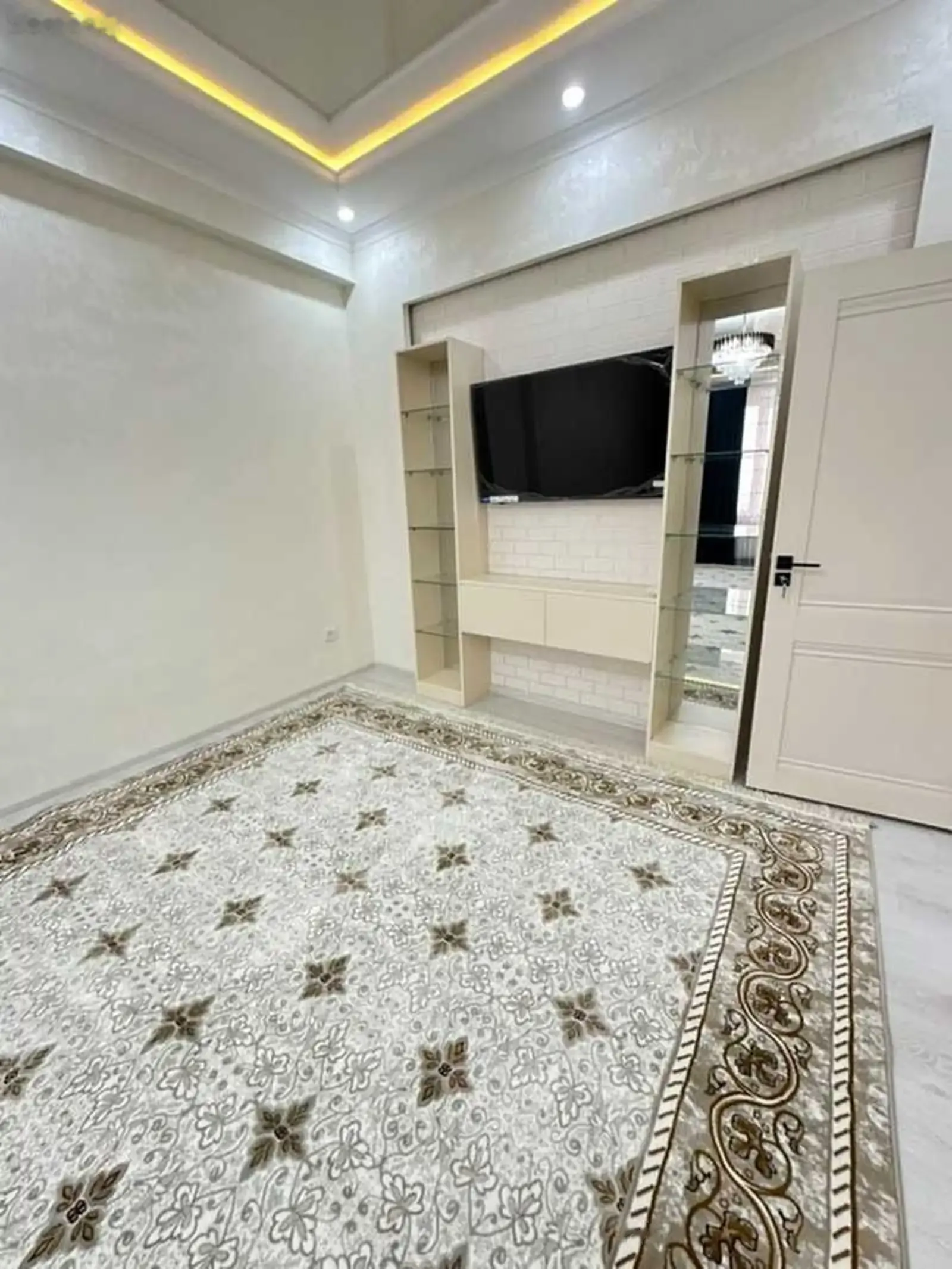 3-комн. квартира, 14 этаж, 106м², 82 мкр, пушти Лесная сказка
