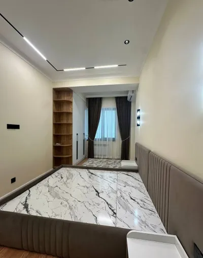 2-комн. квартира, 6 этаж, 69 м², Пеши Славянский Университет