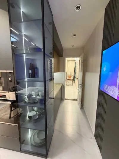 3-комн. квартира, 2 этаж, 150м², сино -