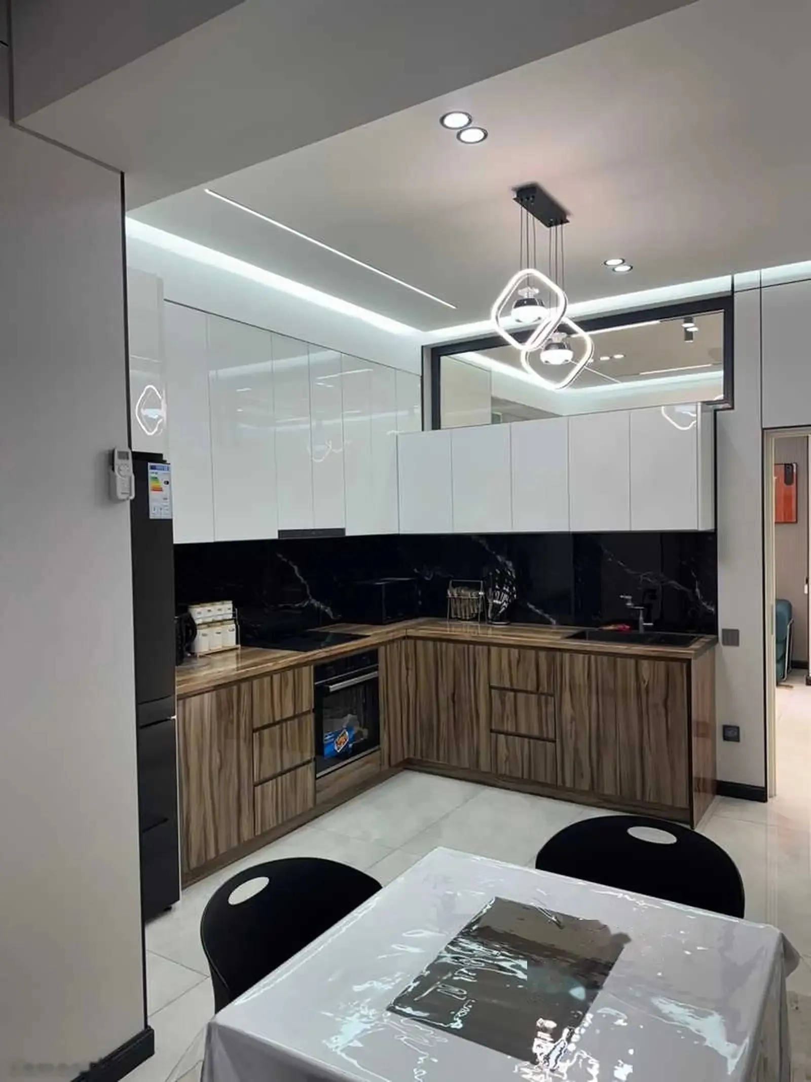 2-комн. квартира, 6 этаж, 60м², Ашан