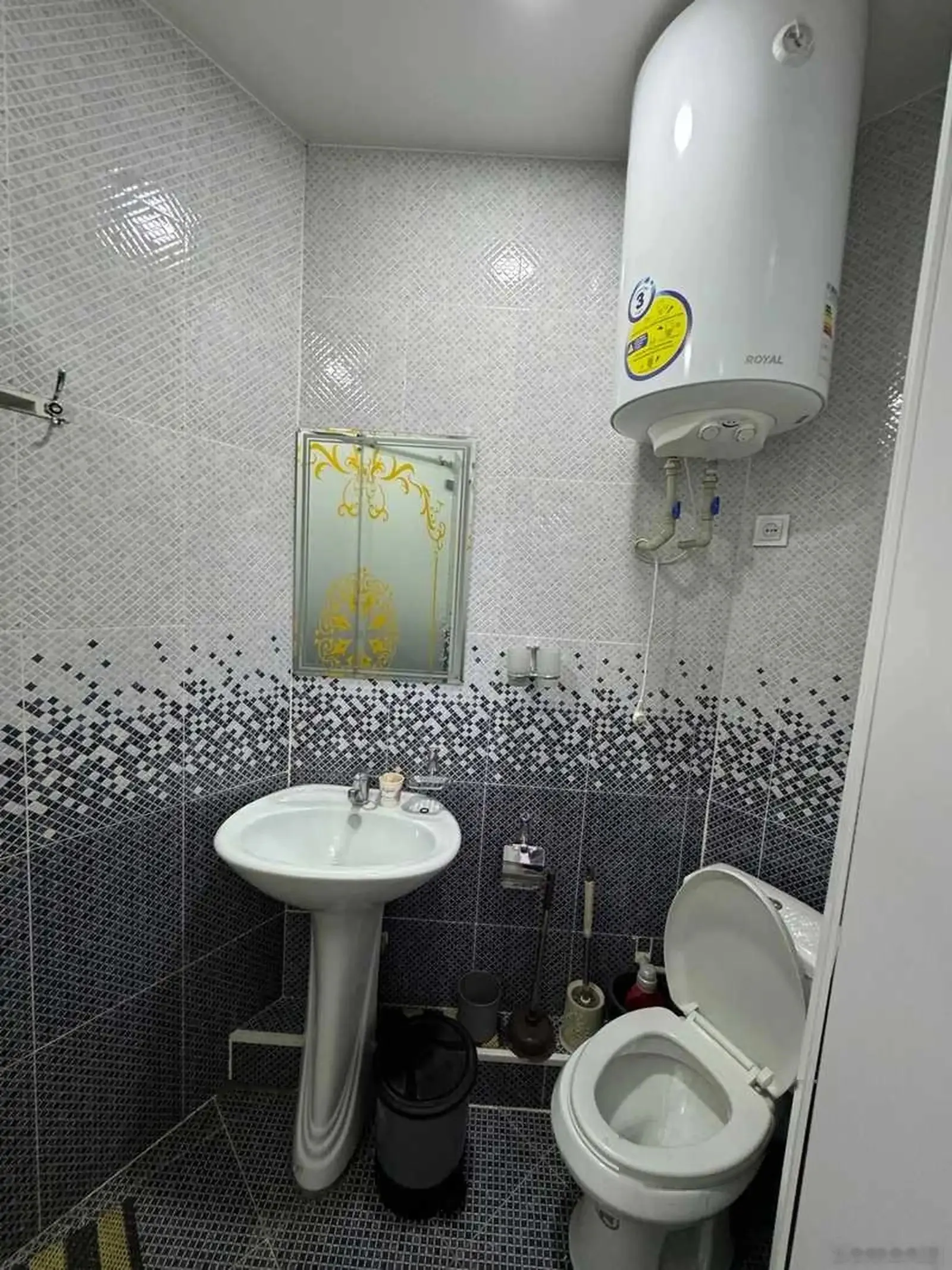 3-комн. квартира, 10 этаж, 110м², чордома