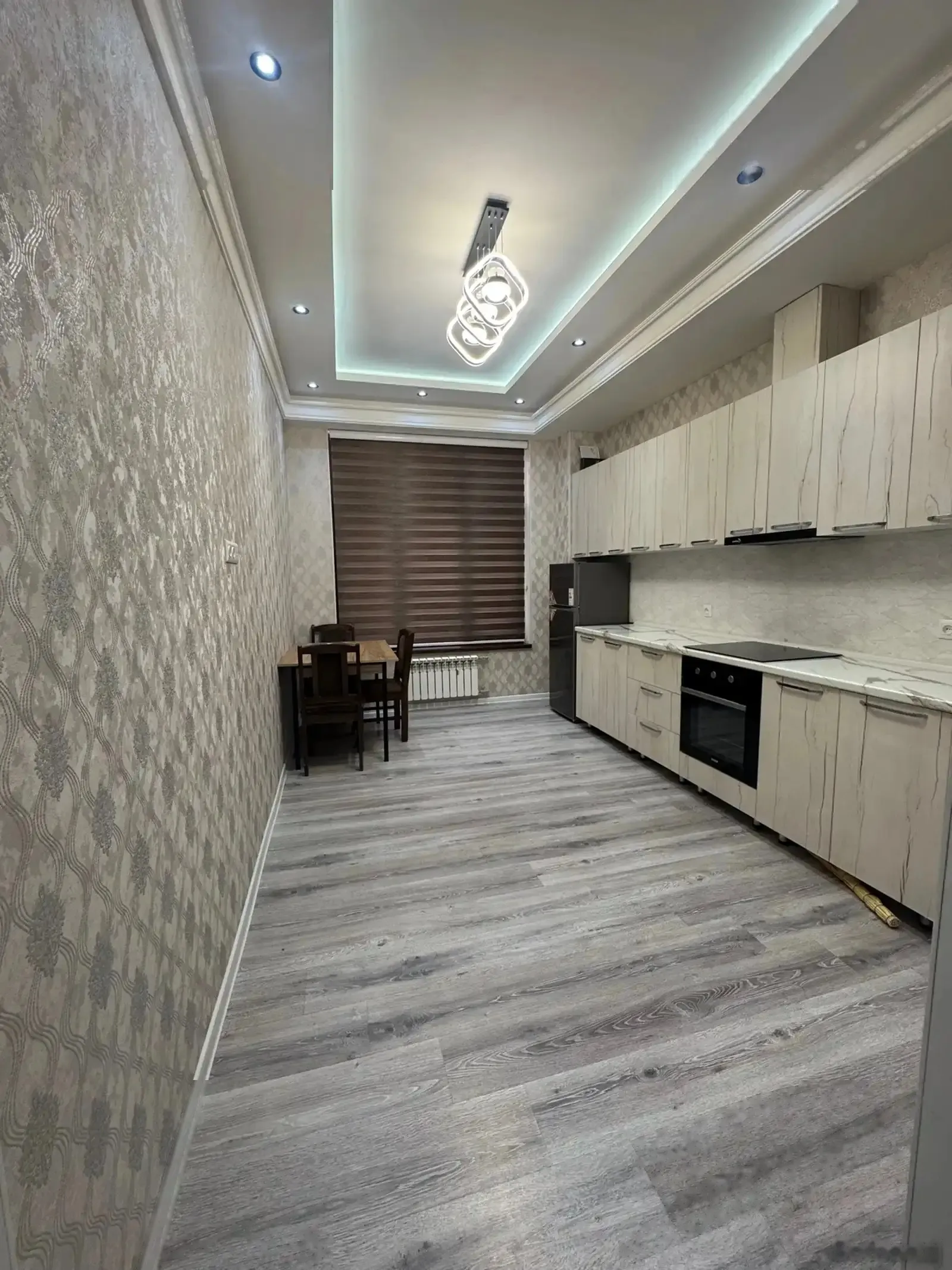2-комн. квартира, 2 этаж, 110м², Исмоили Сомони, кучаи Шодмони