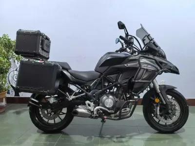 Мотоцикл Benelli TRX 502
