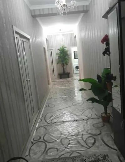 3-комн. квартира, 2 этаж, 100м², Сино