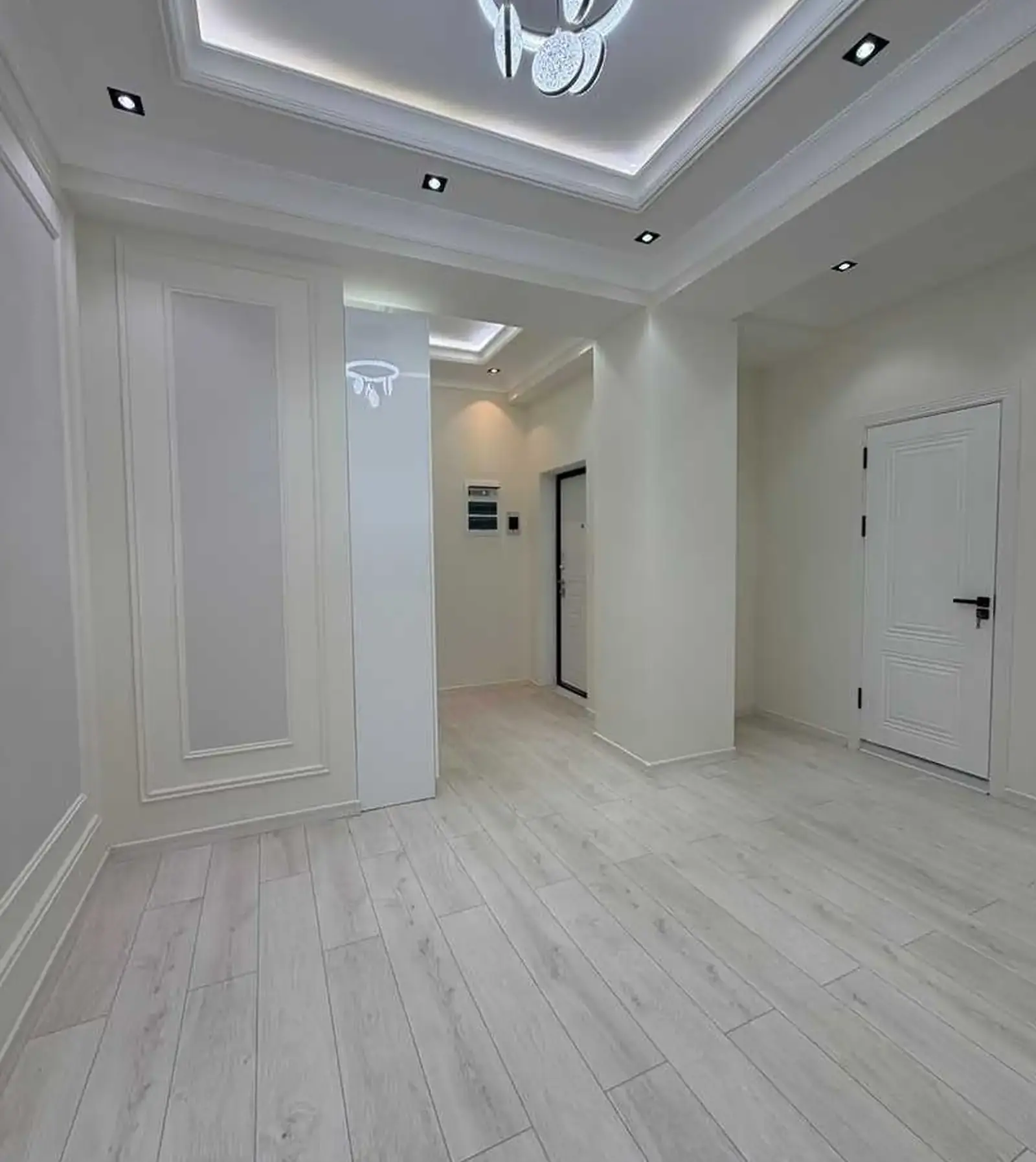 2-комн. квартира, 9 этаж, 130м², И.Сомони
