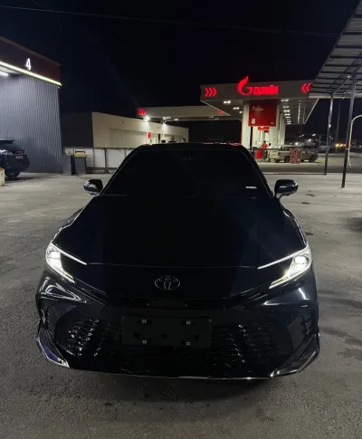 Toyota Camry, 2026