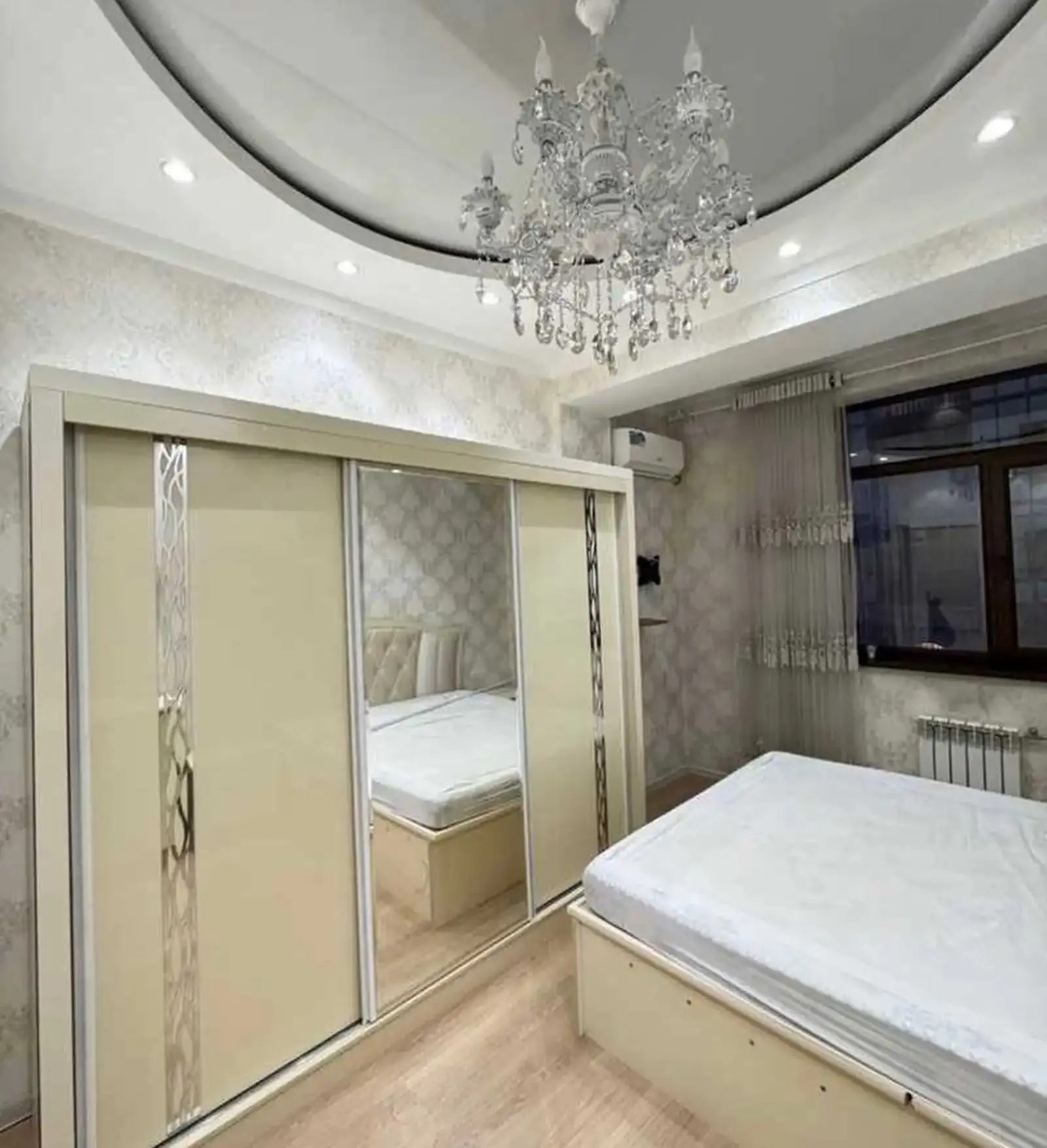 3-комн. квартира, 2 этаж, 105м², Сино